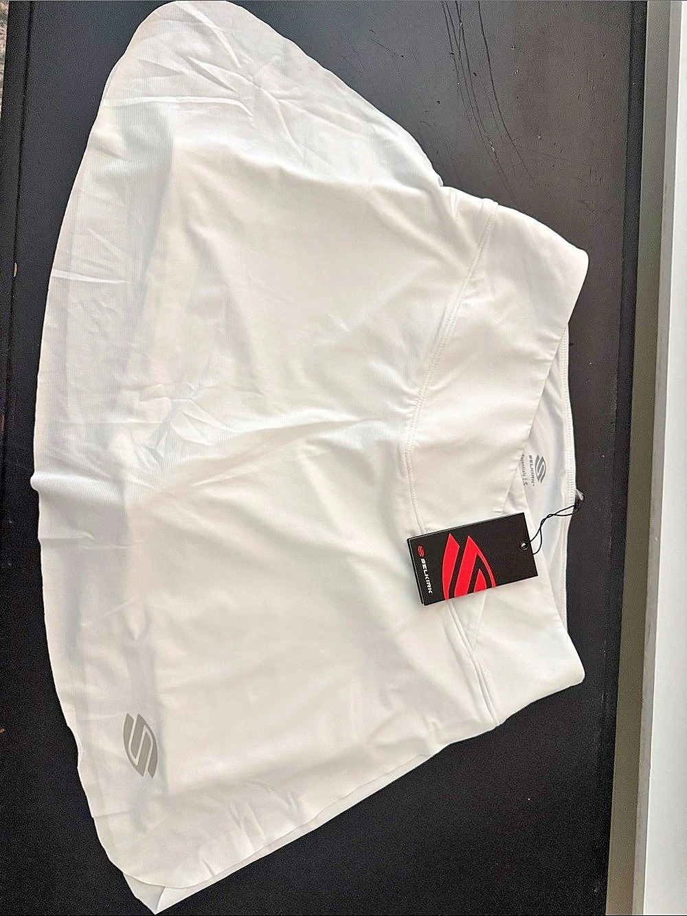 Skechers Essentials Athletic Top in White Size Small NWT